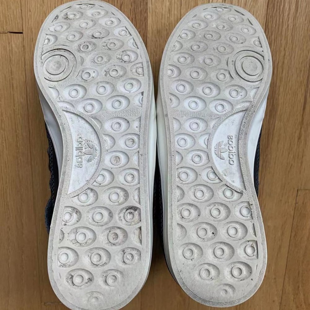 Shoes - Picture 6 of 6